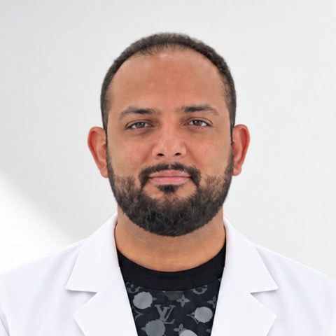 Dr. Daniel Keyvani